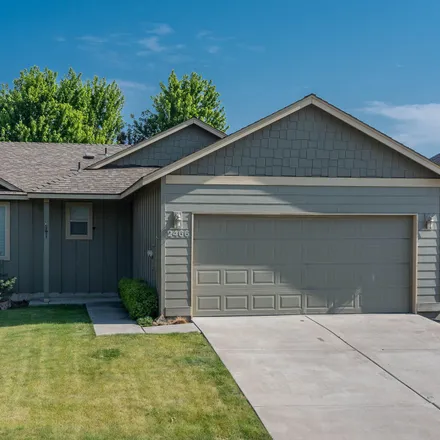 Buy this 3 bed house on 2465 Southwest Kalama Avenue in Redmond, OR 97756