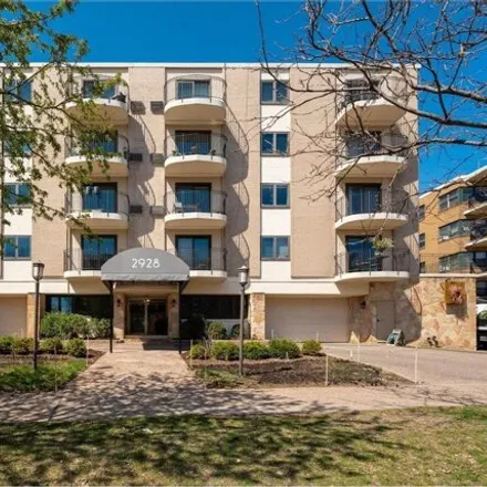 Buy this 1 bed condo on 2928 Dean Parkway in Minneapolis, MN 55416