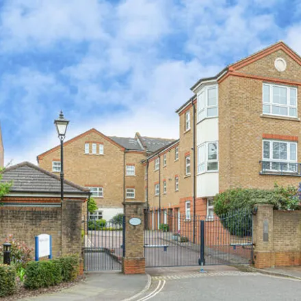 Buy this 2 bed apartment on Gwynne Close in London, W4 2NX