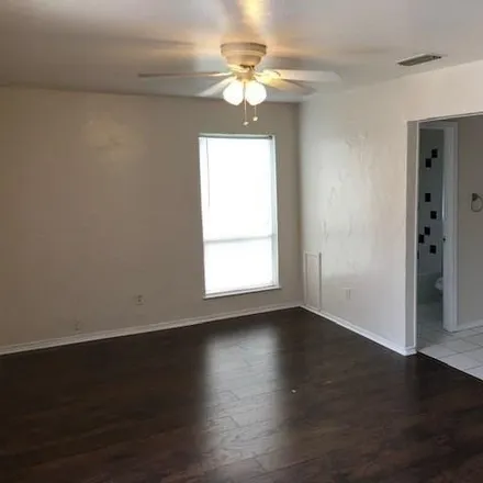 Image 7 - 1421 Mount Vernon Drive, Mesquite, TX 75149, USA - House for rent