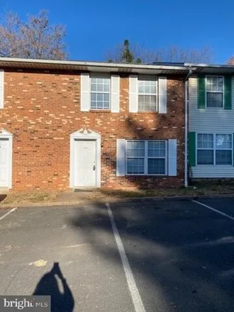 Rent this 3 bed townhouse on 470 Lafayette Drive in Culpeper, VA 22701
