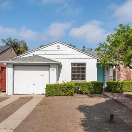 Buy this 2 bed house on 1774 Hampton Avenue in Redwood City, CA 94061