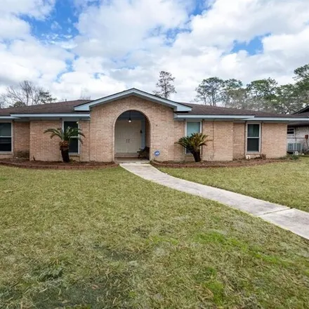 Buy this 4 bed house on 2735 Colonial Drive in Dickinson, TX 77539