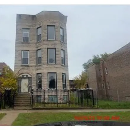 Buy this 9 bed apartment on 5800-5802 South Michigan Avenue in Chicago, IL 60621