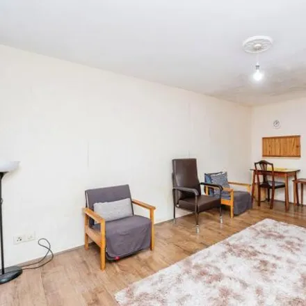 Image 4 - Wyndham Court, Blechynden Terrace, Cultural Quarter, Southampton, SO15 1GU, United Kingdom - Apartment for sale