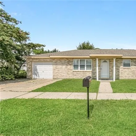 Buy this 3 bed house on 2812 Pecan Drive in Chalmette, LA 70043
