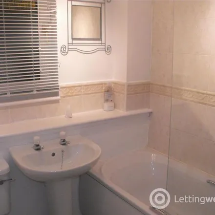 Image 7 - Covenanters Rise, Dunfermline, KY11 8SQ, United Kingdom - Apartment for rent