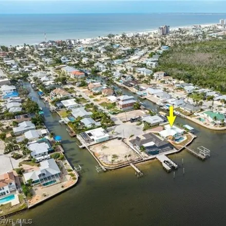 Image 3 - 499 Madison Court, Fort Myers Beach, Lee County, FL 33931, USA - House for sale
