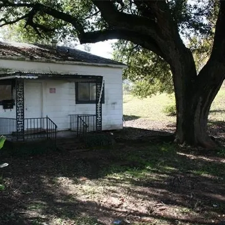 Buy this 3 bed house on 200 Kelly Street in Bossier City, LA 71111