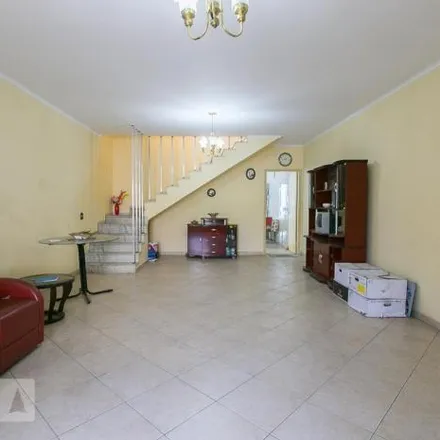 Rent this 3 bed house on Rua José Zappi in Mooca, São Paulo - SP