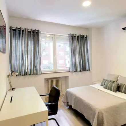Rent this 1 bed apartment on Madrid in Calle Comandante Benítez, 6-8