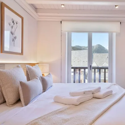 Rent this 3 bed apartment on Naut Aran in Catalonia, Spain