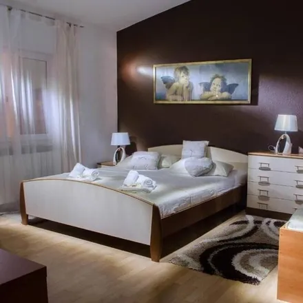 Rent this 8 bed house on Šestanovac in Split-Dalmatia County, Croatia