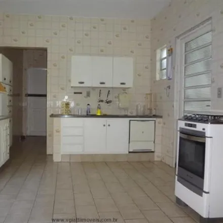 Buy this 2 bed house on Rua Vitória in Agapeama, Jundiaí - SP