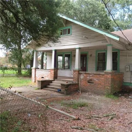 Buy this 3 bed house on 1182 Sutton Avenue in Mobile, AL 36605