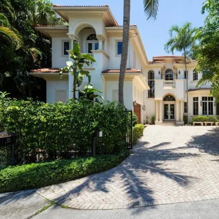 Buy this 6 bed house on 709 Se 10th St in Delray Beach, Florida