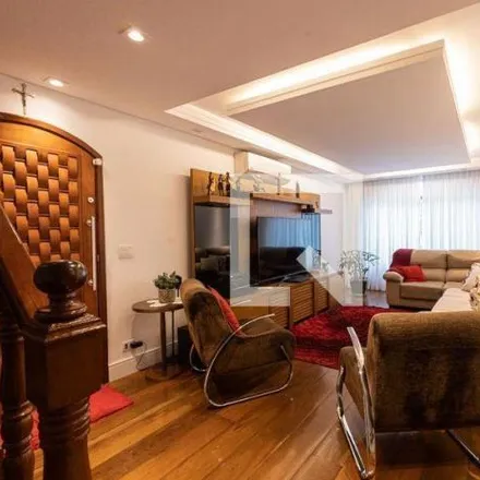 Buy this 4 bed house on Rua Edgar de Sousa in Vila Aricanduva, São Paulo - SP