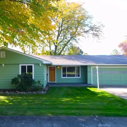 Buy this 3 bed house on 2911 Comice Drive in Medford, OR 97504