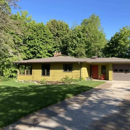 Buy this 3 bed house on Park Drive in Northport, Leelanau Township