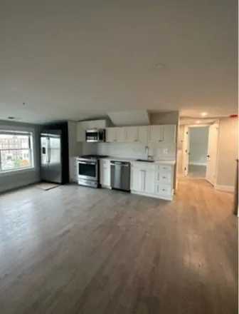 Image 3 - 13 Greylock Road, Boston, MA 02134, USA - Apartment for rent