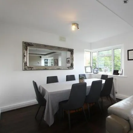 Image 2 - 3 Fuller Street, London, NW4 4RR, United Kingdom - Apartment for rent