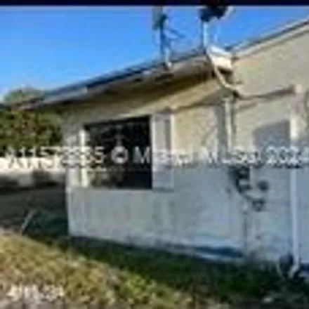 Image 2 - 1304 Northwest 19th Avenue, Fort Lauderdale, FL 33311, USA - House for sale
