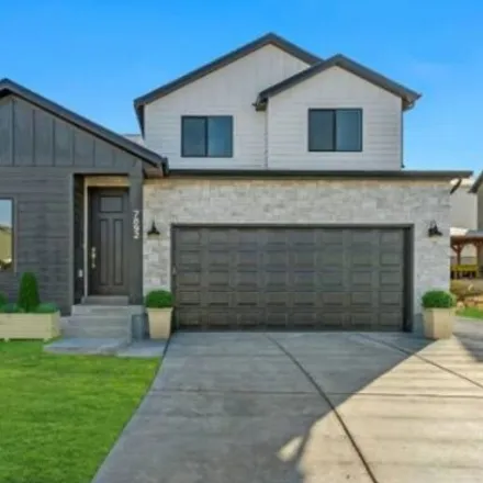 Buy this 6 bed house on South Maple Leaf Drive in Spanish Fork, UT 84664