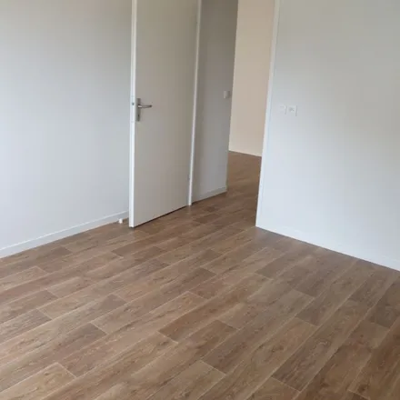 Rent this 3 bed apartment on Rue de l'Étang in 33370 Yvrac, France