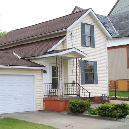 Buy this 2 bed house on 409 Lida Street in Mansfield, OH 44903