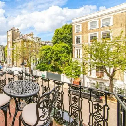 Image 2 - 45 Cathcart Road, London, SW10 9JE, United Kingdom - Apartment for sale
