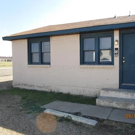 Rent this 2 bed house on West Wilson Street in Borger, TX 79007