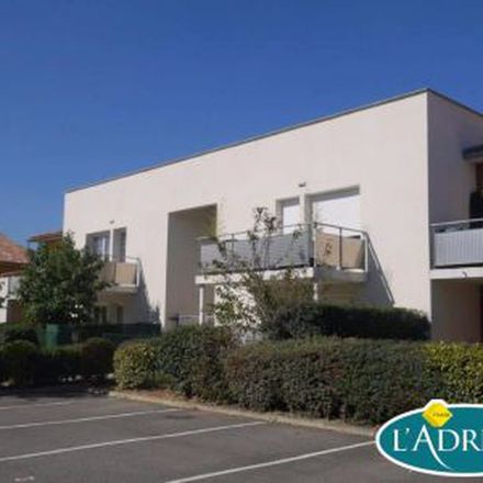 Rent this 2 bed apartment on 140 Route de Tarbes in 31170 Tournefeuille, France