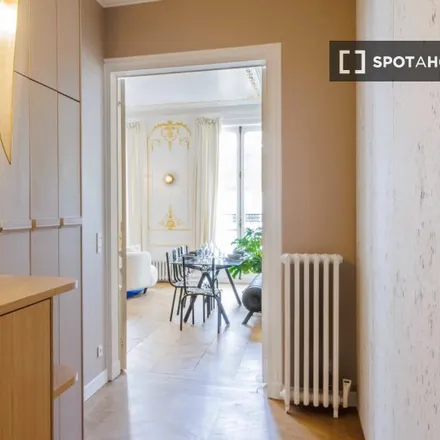 Image 4 - 73 Rue de Clichy, 75009 Paris, France - Apartment for rent