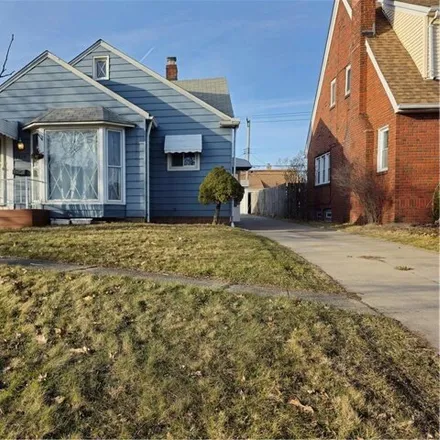 Buy this 3 bed house on 9905 South Highland Avenue in Garfield Heights, OH 44125