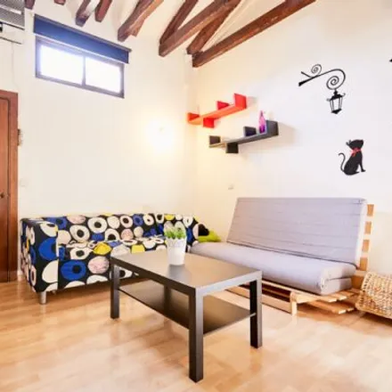 Rent this 2 bed apartment on Calle del Ángel in 6, 28005 Madrid