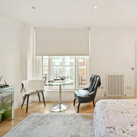 Buy this studio apartment on Garfield House in Edgware Road, London