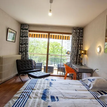 Rent this 2 bed apartment on 24000 Périgueux