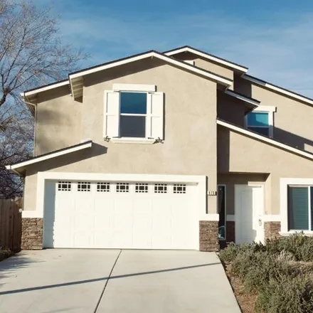 Buy this 4 bed house on 487 Jonathan Place in Tehachapi, CA 93561