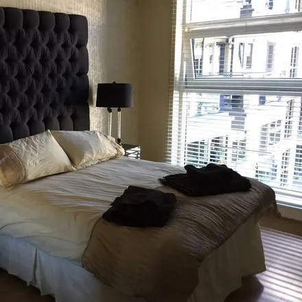 Rent this 2 bed apartment on SW6