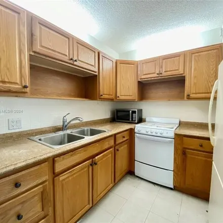 Buy this 1 bed condo on 17 Southeast 3 Terrace in Dania Beach, FL 33004