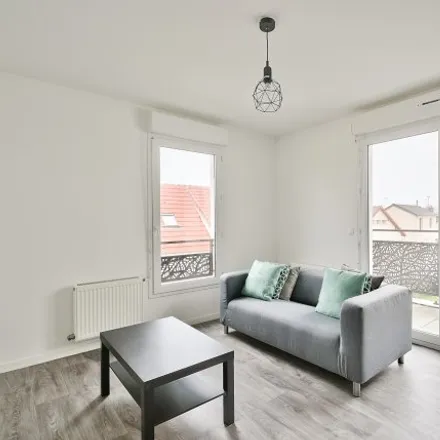 Rent this 1 bed apartment on Les Pavillons-sous-Bois