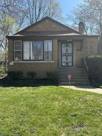 Buy this 2 bed house on 14479 South Wabash Avenue in Riverdale, IL 60827