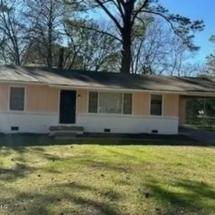 Rent this 3 bed house on 2875 Revere Street in Jackson, MS 39212