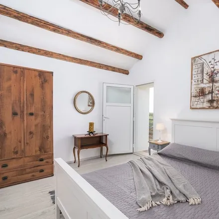 Rent this 2 bed house on Kaštelir in Istria County, Croatia
