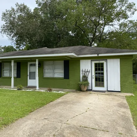 Image 1 - 409 Pine Hills Drive, Gulfport, MS 39503, USA - House for sale