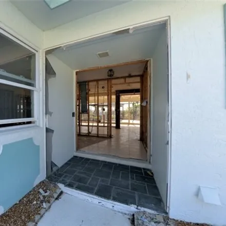Image 3 - 240 Randy Lane, Fort Myers Beach, Lee County, FL 33931, USA - House for sale
