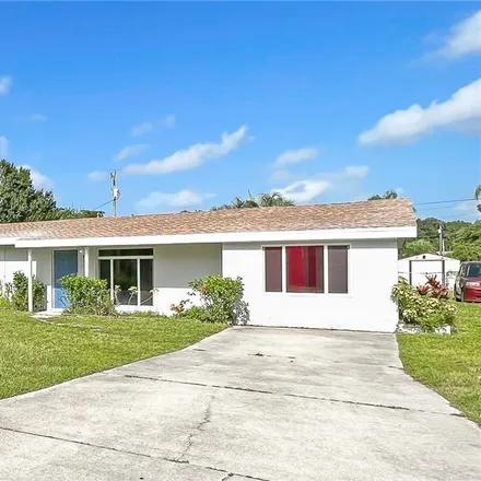 Image 2 - 1257 Forsyth Drive, North Fort Myers, FL 33903, USA - House for sale