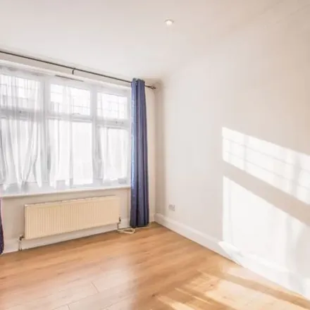 Image 1 - Westwood Lane, London, DA16 2HT, United Kingdom - Apartment for rent