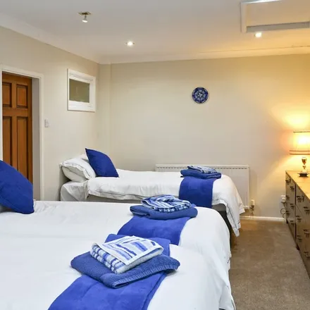 Rent this 4 bed duplex on Ashfield in NG17 2QJ, United Kingdom