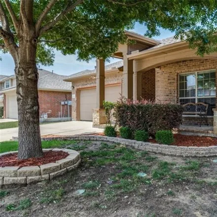 Image 3 - 9141 Liberty Crossing Dr, Fort Worth, Texas, 76131 - House for sale
